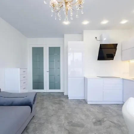 Kyiv White Apartment Victory Exterior photo
